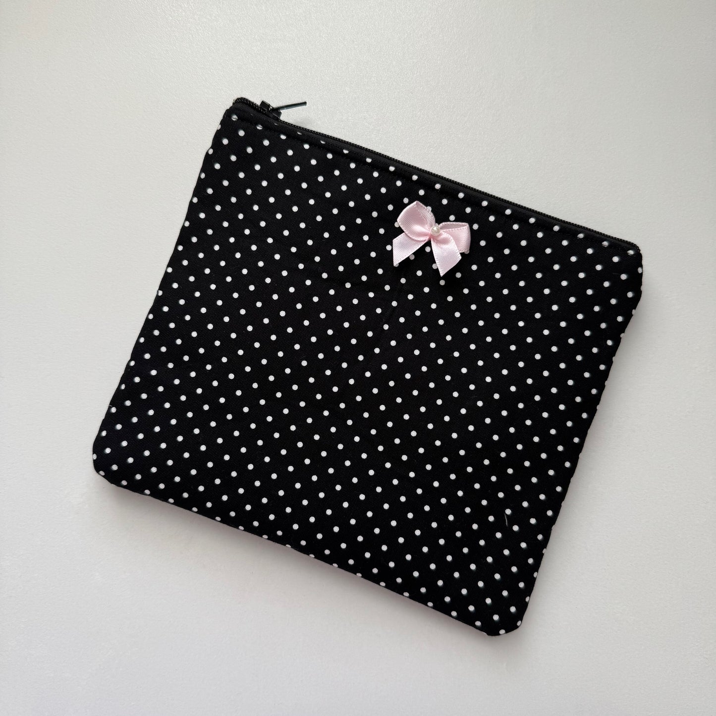 Dolly Pouch