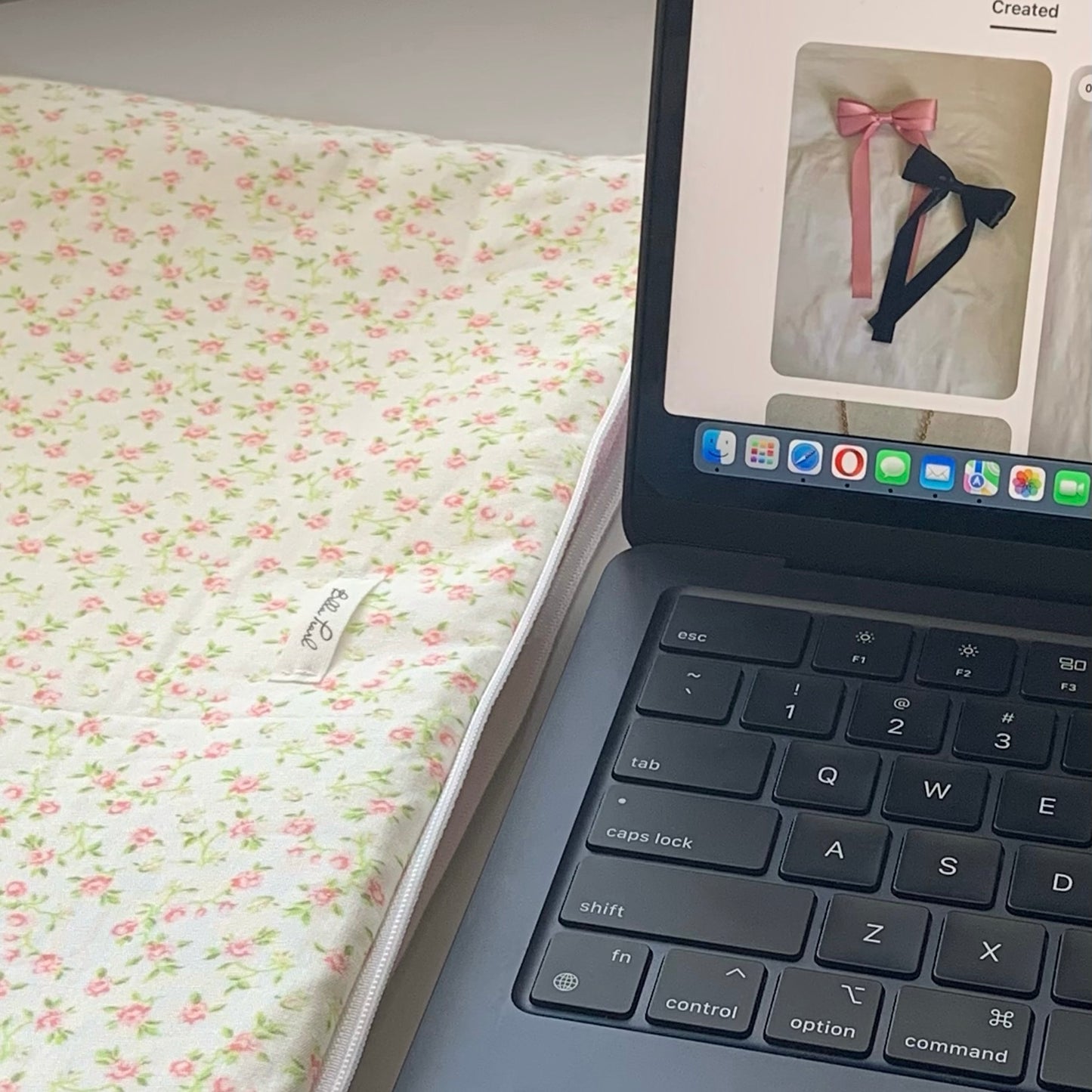 Rose Laptop Sleeve