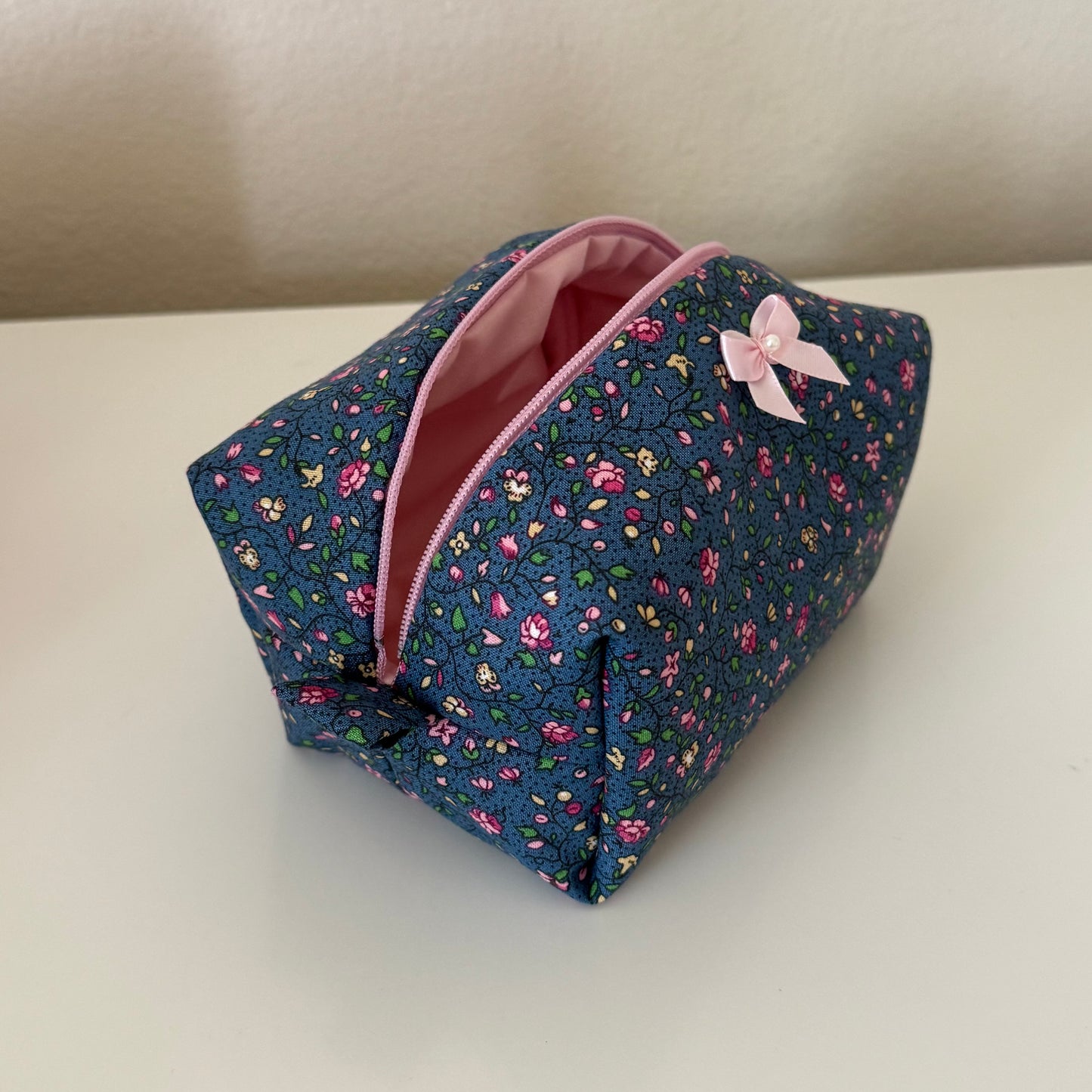 Small Floral Stained Glass Makeup Bag