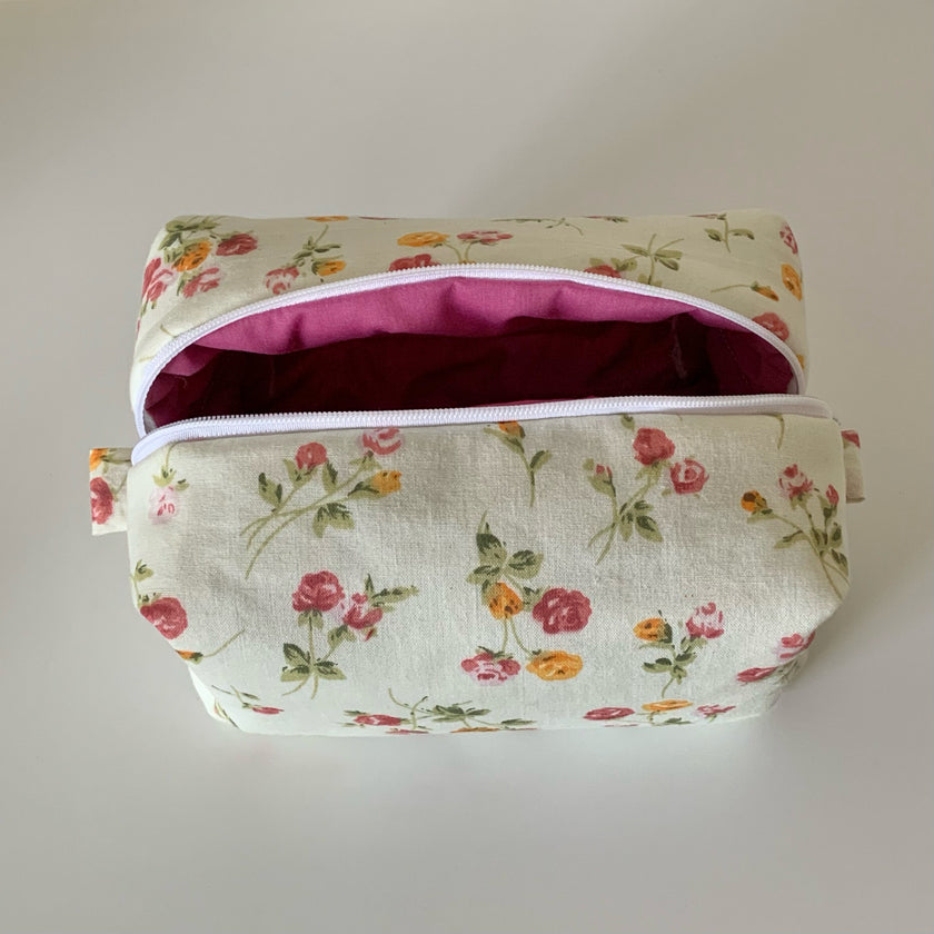 Small Vintage Rose Makeup Bag