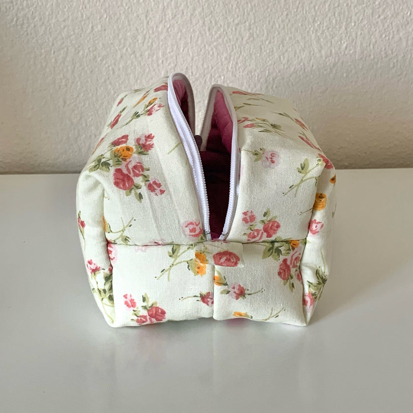 Small Vintage Rose Makeup Bag