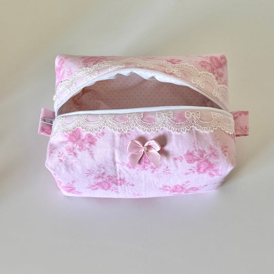 Small Sweetheart Makeup Bag