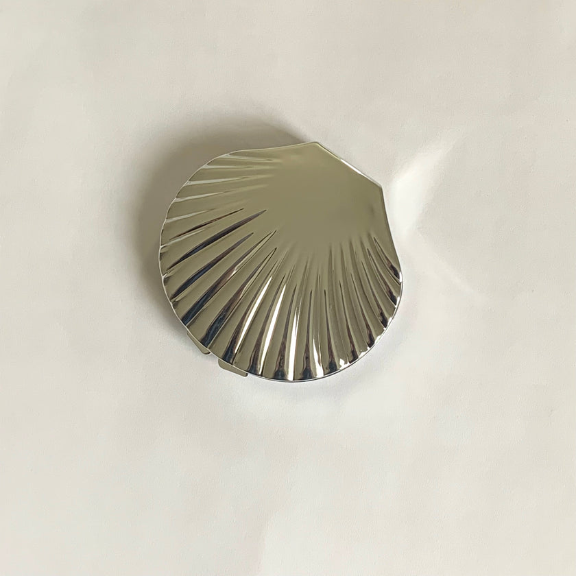 Clara Compact Mirror in Silver *CLEARANCE*