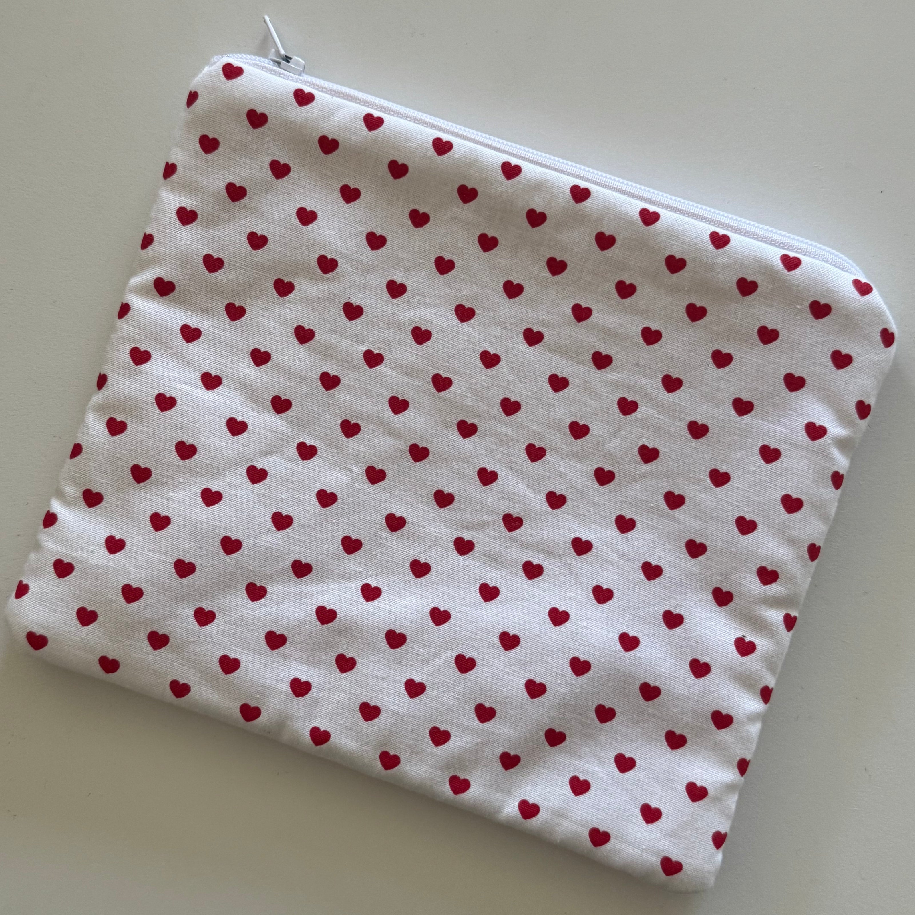 Heart Pouch (L.E)
