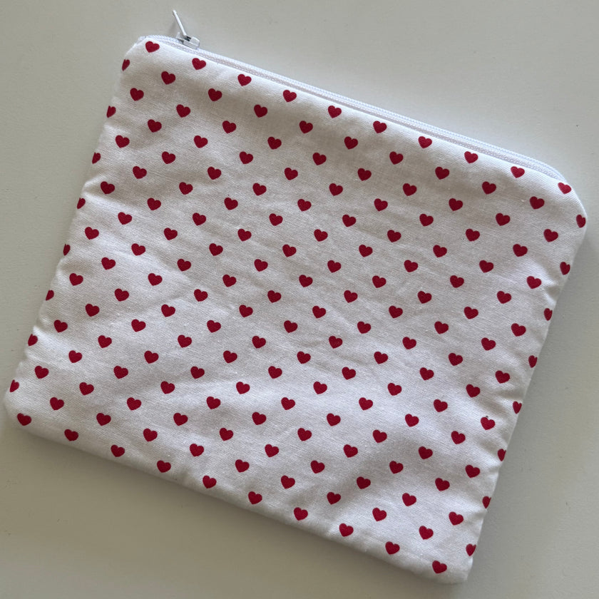 Heart Pouch (L.E)