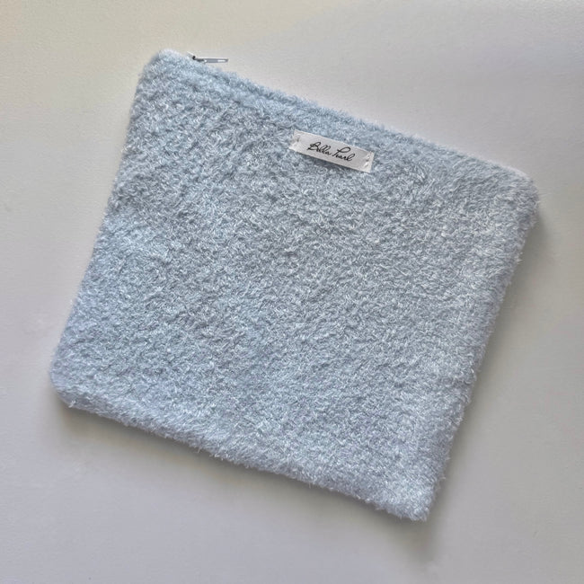 Azul Pouch (Pre-Order)