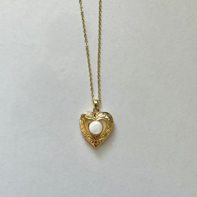 Gold Annora Locket Necklace