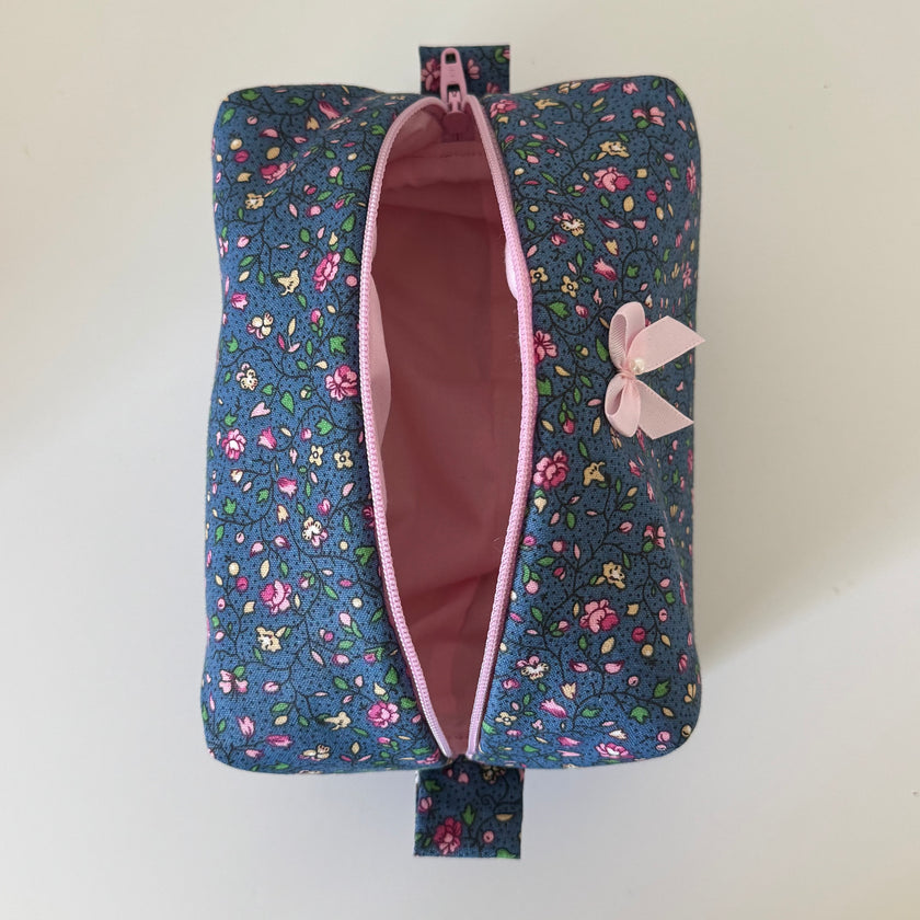 Small Floral Stained Glass Makeup Bag