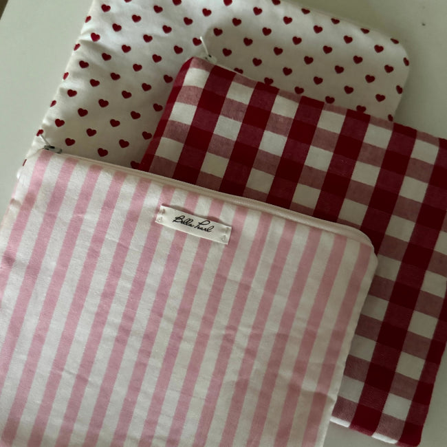 5 Small Pouches Bundle