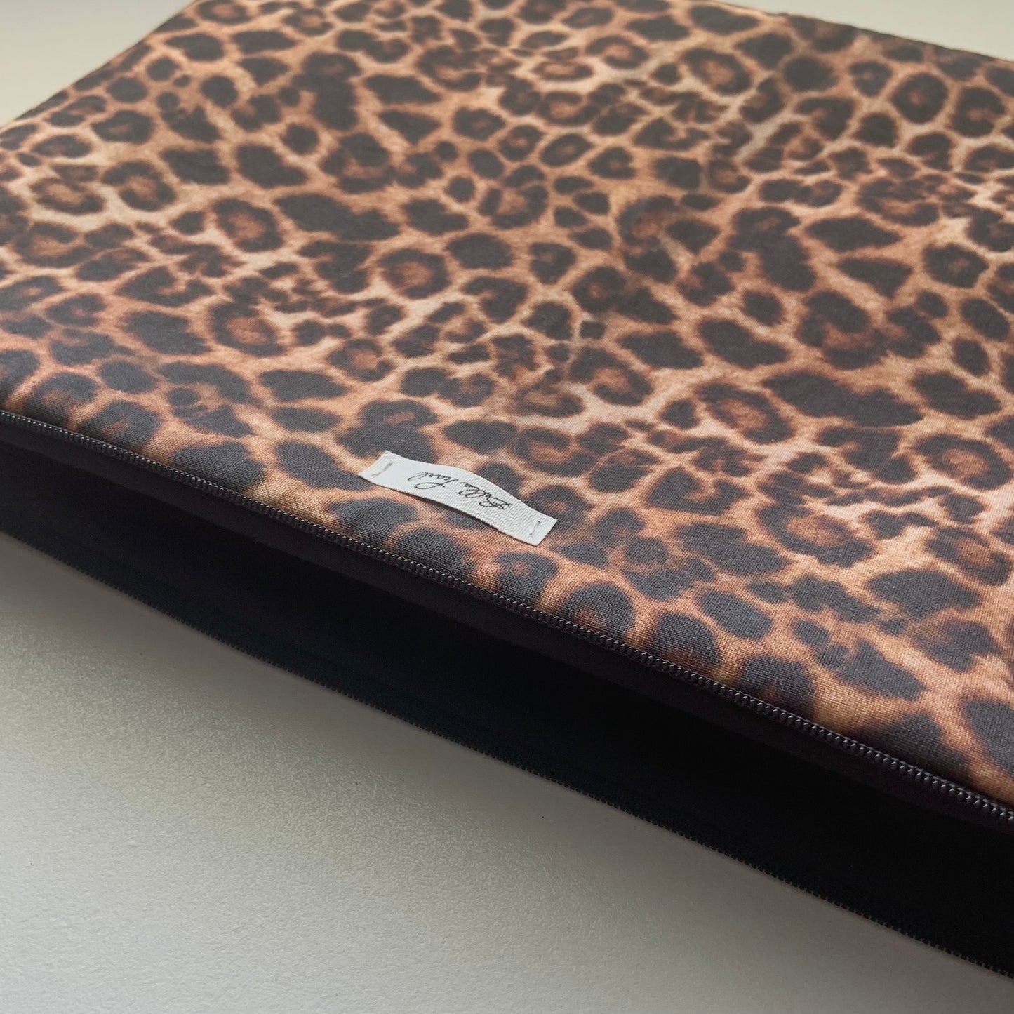 Leopard laptop case shop