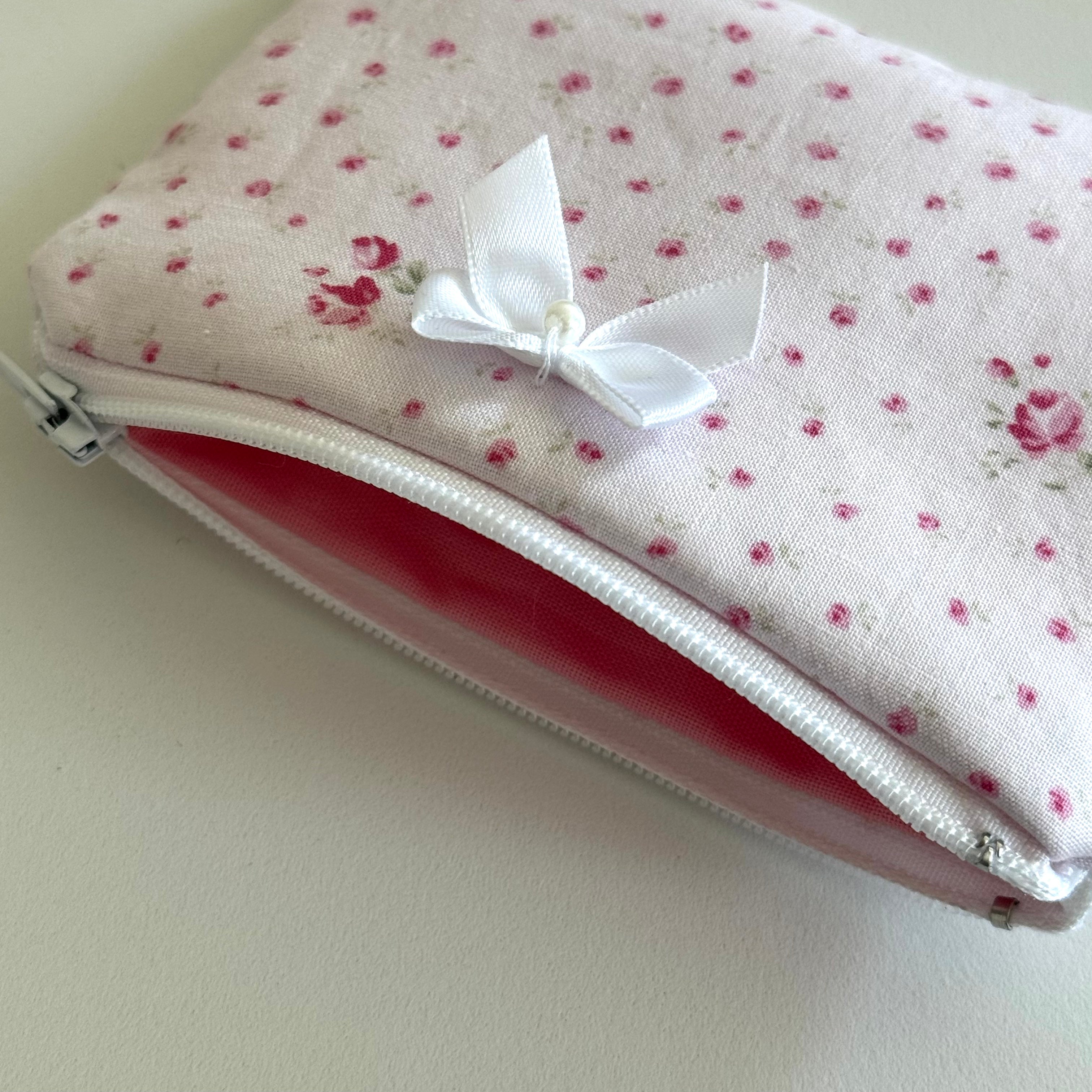 Dainty Floral Coin Pouch