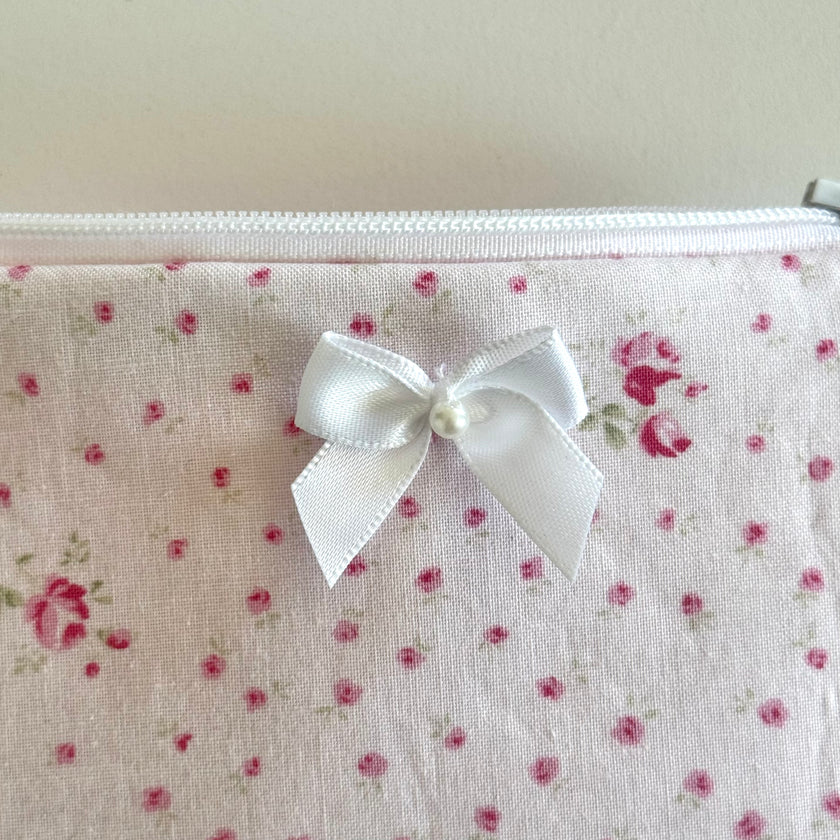 Dainty Floral Coin Pouch