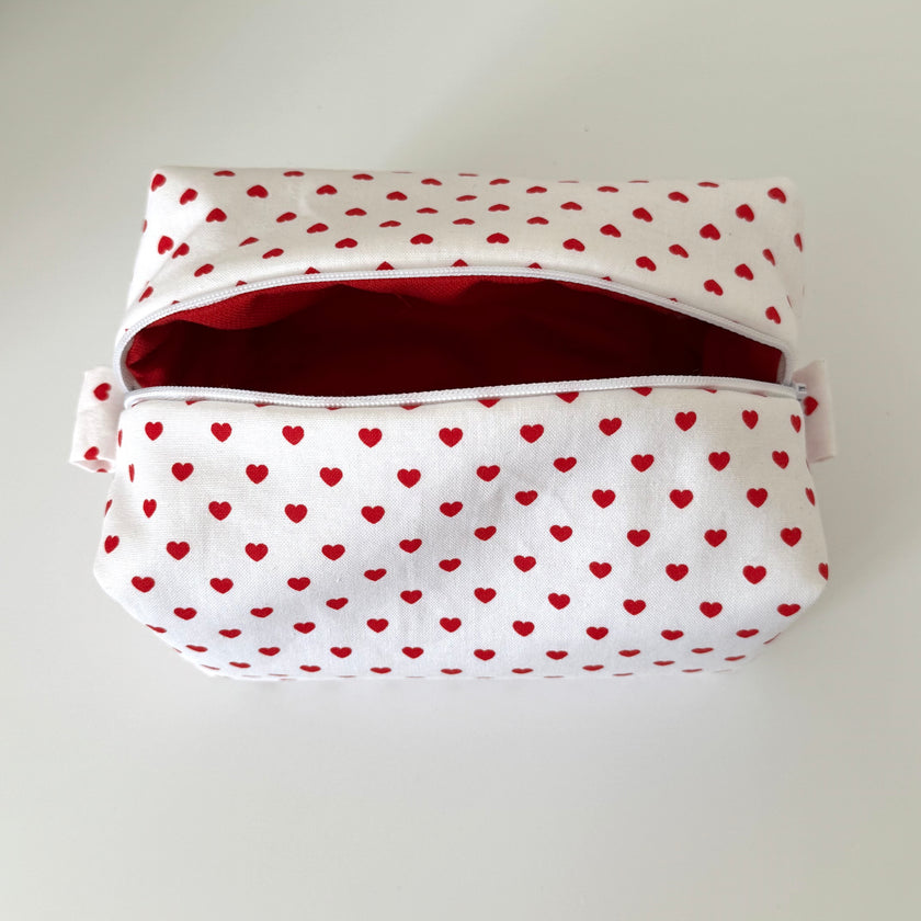 Small Amore Makeup Bag