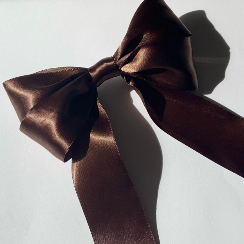 Café Coraline Hair Bow Clip